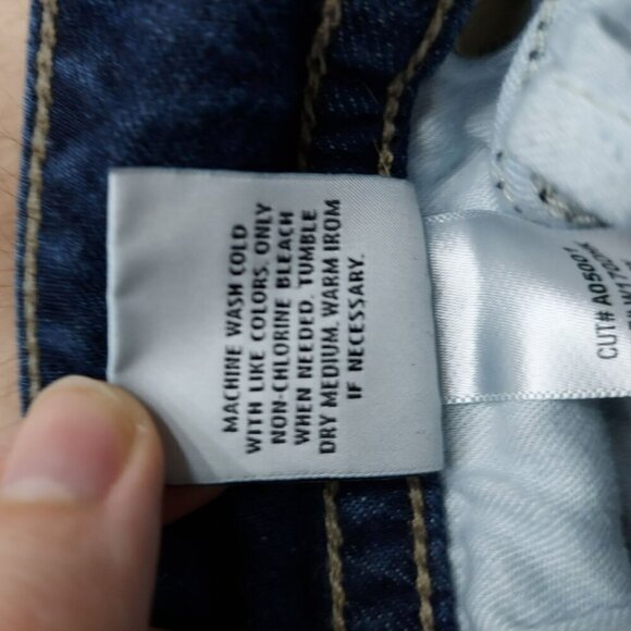 Hudson Union Jack Button Bootcut Jeans Size 29 Act Size in Desc - Picture 9 of 9